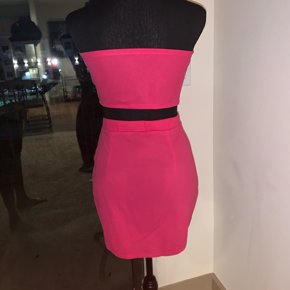 Two Piece Set - Picture 3 of 3